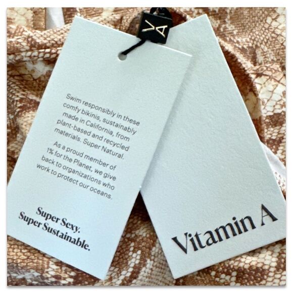 NWT Vitamin A Remy Rashgaurd Top - Picture 7 of 13